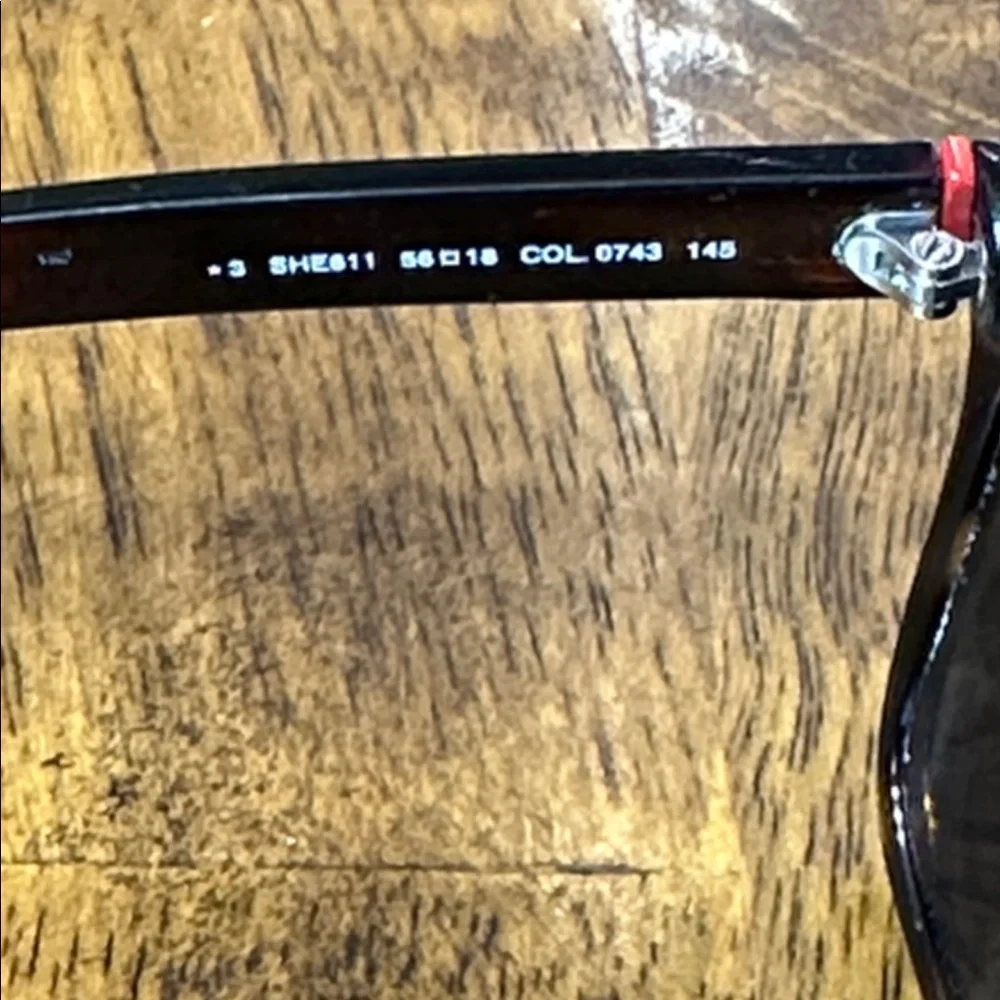 Caroline Herrera Reader Sunglasses +3 with case